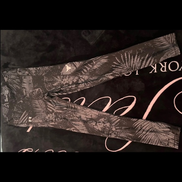 Under Armour Project Rock HeatGear Leggings - Picture 1 of 4